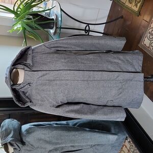 The North Face City Breeze Waterproof & Windproof Rain Parka Jacket Coat…